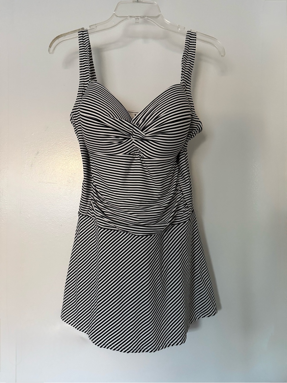 Nip Tuck Black & White Twist-Front One-Piece Swim Dress with Side Ruching SZ 14